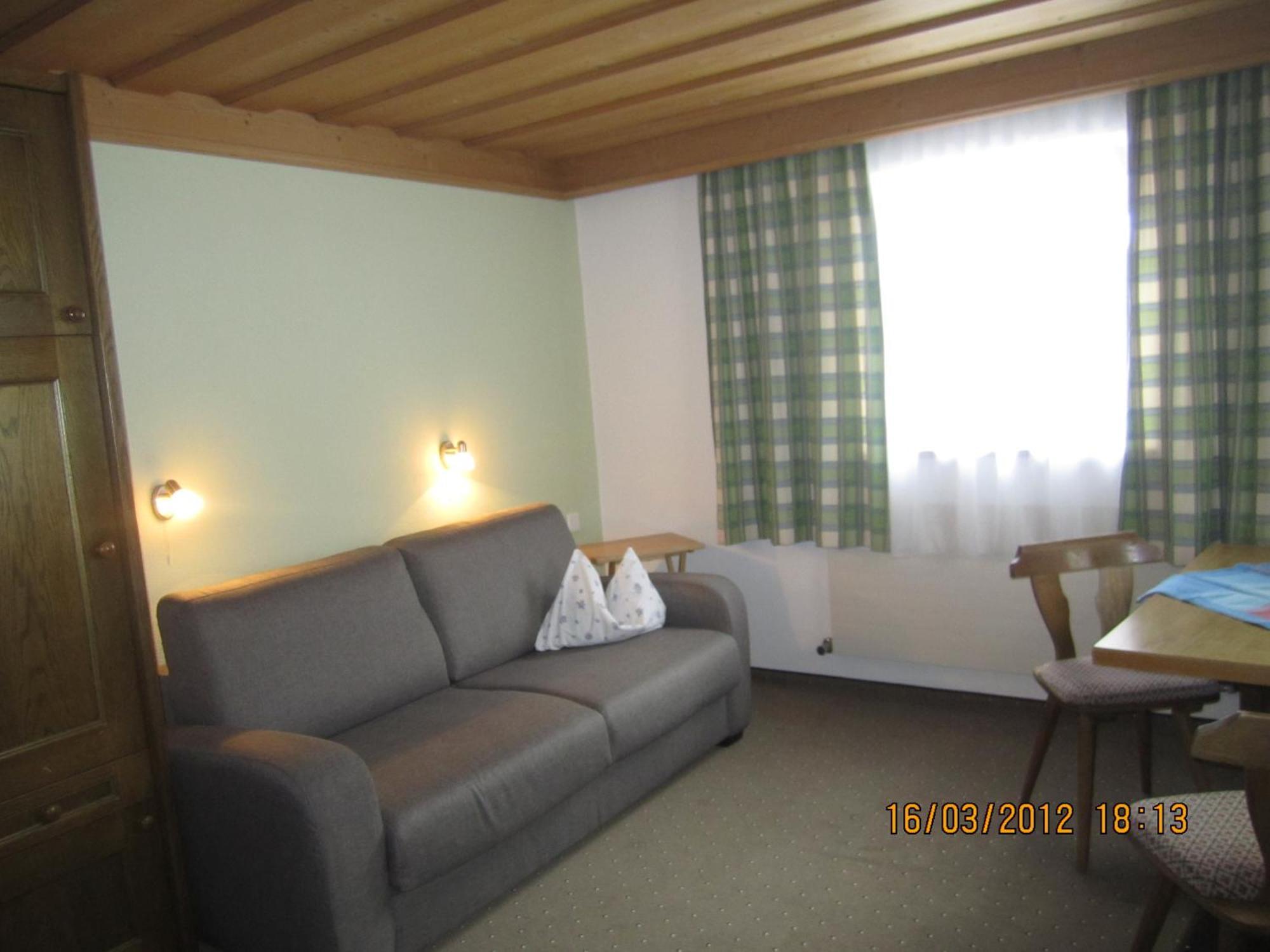 Charlys Ferienwohnung Samnaun Room photo